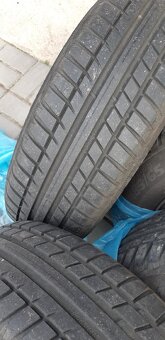 Š-FABIA - sada letních pneu na ráfkách 185/65/R15 NOVÉ - 2