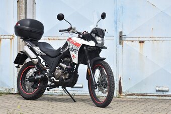 UM DSR Adventure TT 125 – spolehlivý parťák na každý den - 2