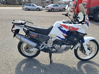 Honda XRV 750 africa twin - 2