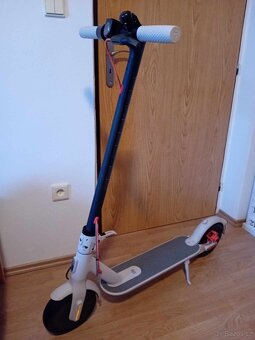 Elektrokoloběžka Xiaomi Home - 2