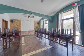 Pronájem restaurace, stravování, 339 m², Praha, ul. Nádražní - 2