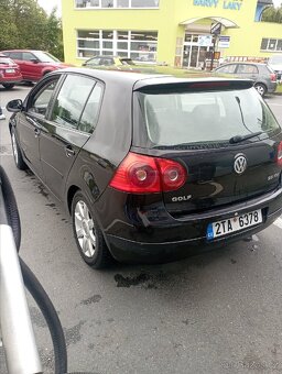 Wolkswagen Golf 5 2.0fsi 110kw Automatická převodovka - 2