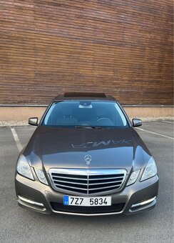 Mercedes Benz W212 E250 sedan - 2