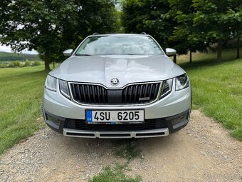 Škoda Octavia Scout 4x4, 2,0 TSI 140kW, FULL, Webasto, Tažné - 2