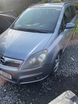 Opel Zafira B 1.6 69kw CNG 7 míst - 2