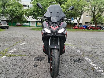 Aprilia SR GT Replika ABS skútr - 2