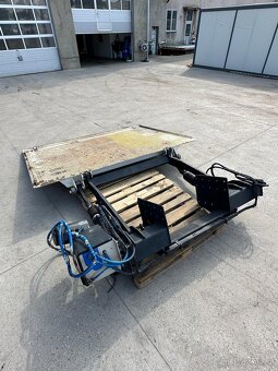 Nákladní hydraulická zvedací plošina Dhollandia (zadní čelo, - 2