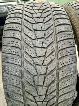 245/40 R19 zimní Hankook Winter iCept Evo3 - 2