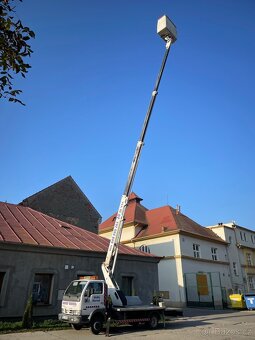 Montážní plošina Nissan CabStar 20m, 3,5 t. - 2