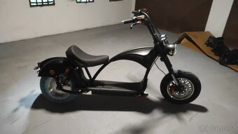 Koloběžka nebo elektromotorka nevím jak dnes pojmenovat - 2