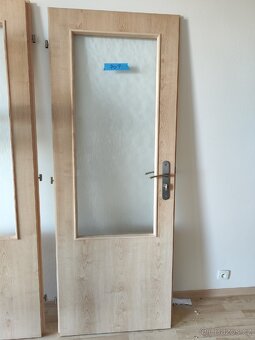 Prodám dveře do interiéru 70cm šířka - 2