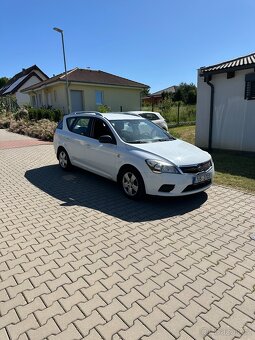 Kia Ceed Kombi - 2