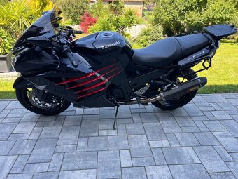 Kawasaki ZZR 1400 - 2