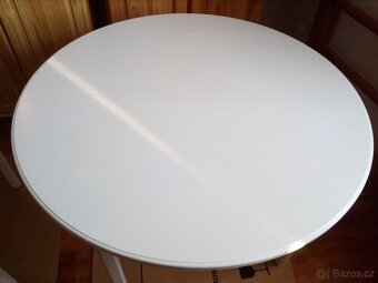 Prodám kulatý stůl bílý 105cm - 2