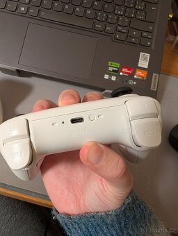 Prodám ovladač Gamepad 8BitDo Ultimate Wireless Controller - 2