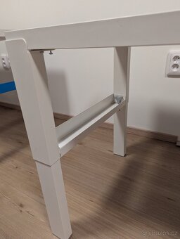Dva dětské rostoucí stoly IKEA Pahl - 2