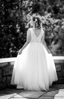 Krásné svatební šaty - 2