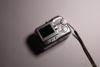 Olympus CAMEDIA D-535 Zoom - 2