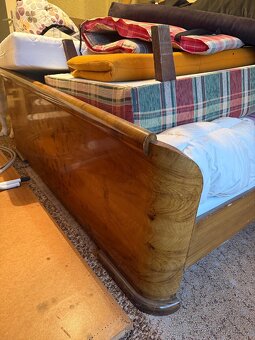 Starozitny nabytek - 2