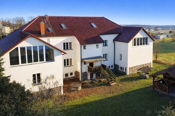 Bytový dům s 10 byty v Želči - 2