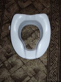 PODSEDÁK NA ZÁCHOD - 2