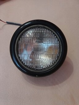 Moskvič 408 - přední světlomet - 2