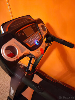 Běžecký pás HRS T-400S - 2