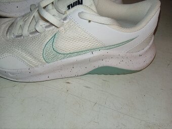 Dámské tenisky Nike Legend - 2