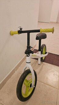 BTWIN odrážedlo Runride 100 bílé - 2