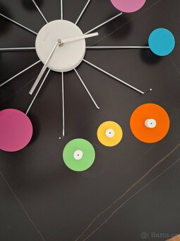 Designové hodiny Karlsson - 2