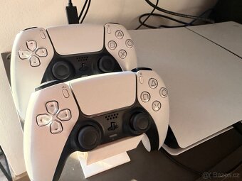 PS 5 SLIM 825GB + 2 ovladače - 2