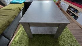 Prodám konferenční stolek šedý beton - 2