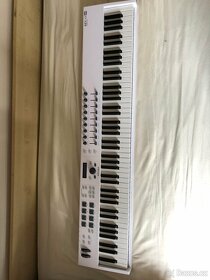 MIDI klávesy ARTURIA KeyLab Essential 88 - 2