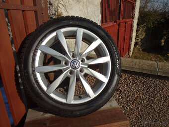 VW Golf + Škoda Octavia - zánovní zimní alu Dijon 17" ET48 - 2