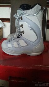 Prodám úplně nové boty na snowboard REEDOM v.37 - 2