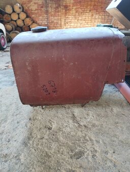 Nová nádrž Zetor - 2