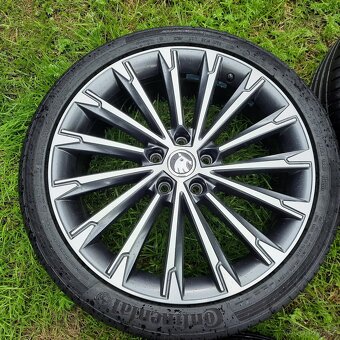 Alu kola R19 Škoda Octavia IV Karoq Superb VW Passat Touran - 2