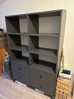 Šedá skříň IKEA - 2