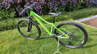 SUPERIOR velikost XS kola 27,5 po servisu, nájezd 400km - 2