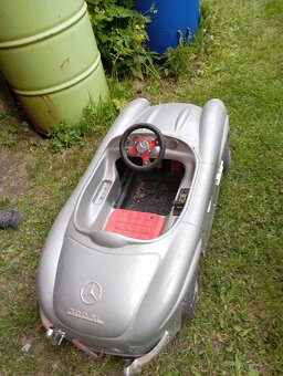 Dětské elektrické auto - 2