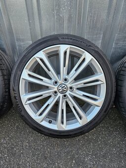 Letní alu kola Verona 19" VW Passat 235/40 R19 - 2