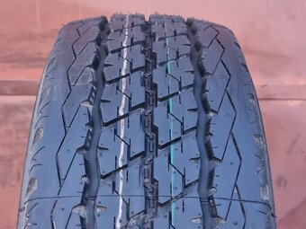 Letní Bridgestone 215/70/15C (1ks) - 2