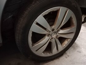 Prodám na mercedes ml w164 nádobku na ostřikovače. - 2