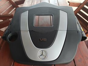 Kryt motoru Mercedes SLK 3.5 V6 - 2