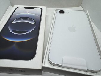 Nový iPhone 16e 128GB White, Apple záruka, komplet - 2
