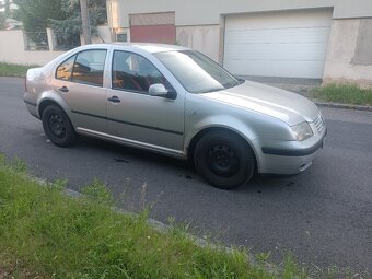 Prodám VW Bora 1.6 77kW STK 7/2026 - 2