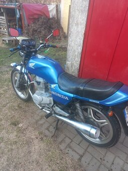 Honda CB400 - 2
