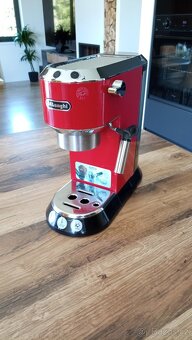 REZERVACE - Pákový kávovar DeLonghi Ec 685.R + mlýnek SENCOR - 2
