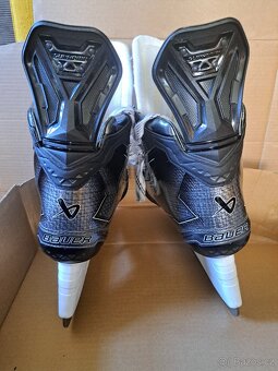 Brusle Bauer S24 supreme M50 PRO SENIOR - 2
