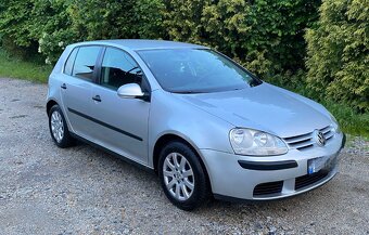 VW Golf V 5 - 2